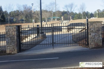 gates fencing1